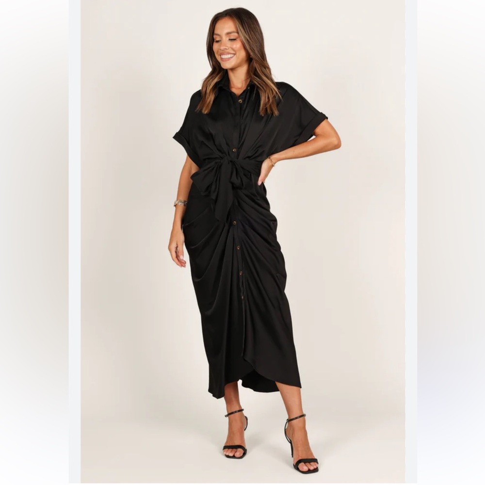 Petal & Pup Elegant Black Women's Dress